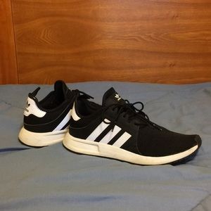 Adidas tennis shoes